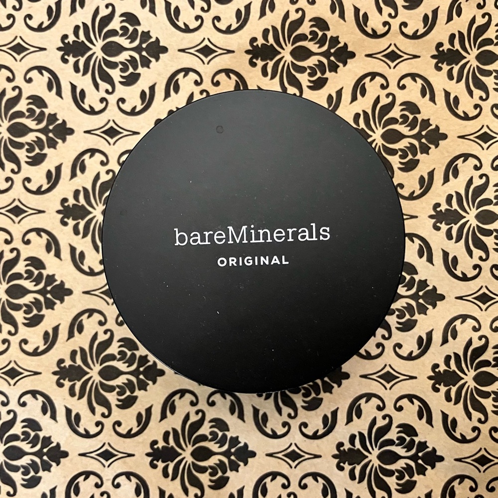 bareMinerals Light Beige Loose Powder Foundation
